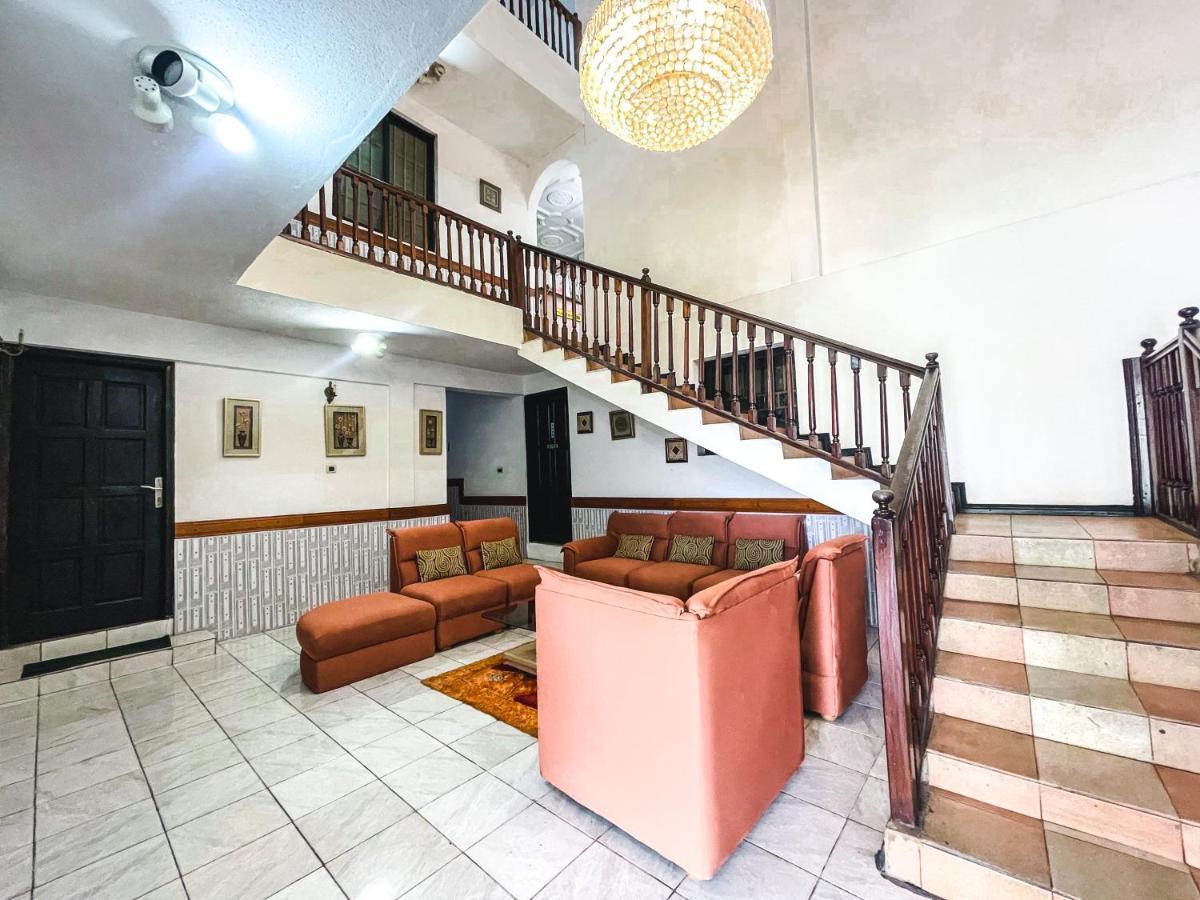 Hill View Hotel Mccarthy Hills Botianaw ภายนอก รูปภาพ