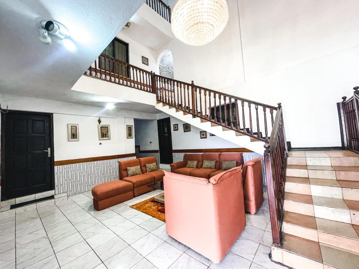 Hill View Hotel Mccarthy Hills Botianaw ภายนอก รูปภาพ