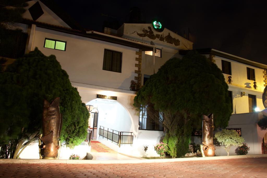Hill View Hotel Mccarthy Hills Botianaw ภายนอก รูปภาพ