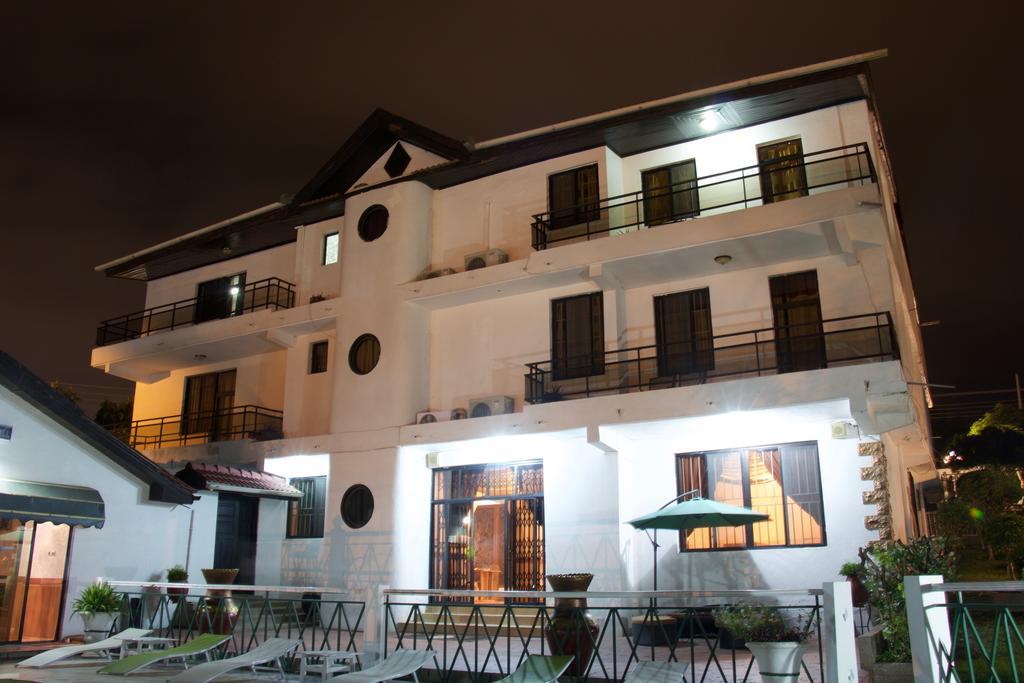 Hill View Hotel Mccarthy Hills Botianaw ภายนอก รูปภาพ